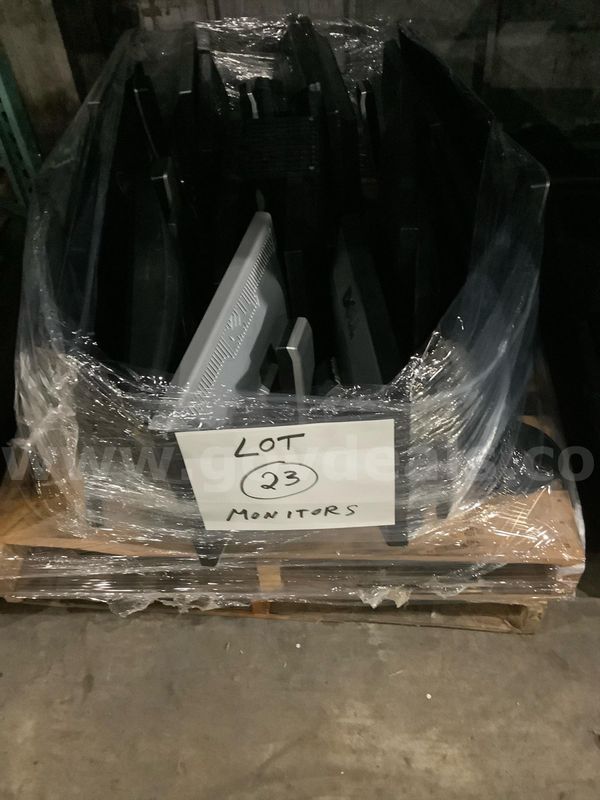 Lot of 23 Used Computer Monitors