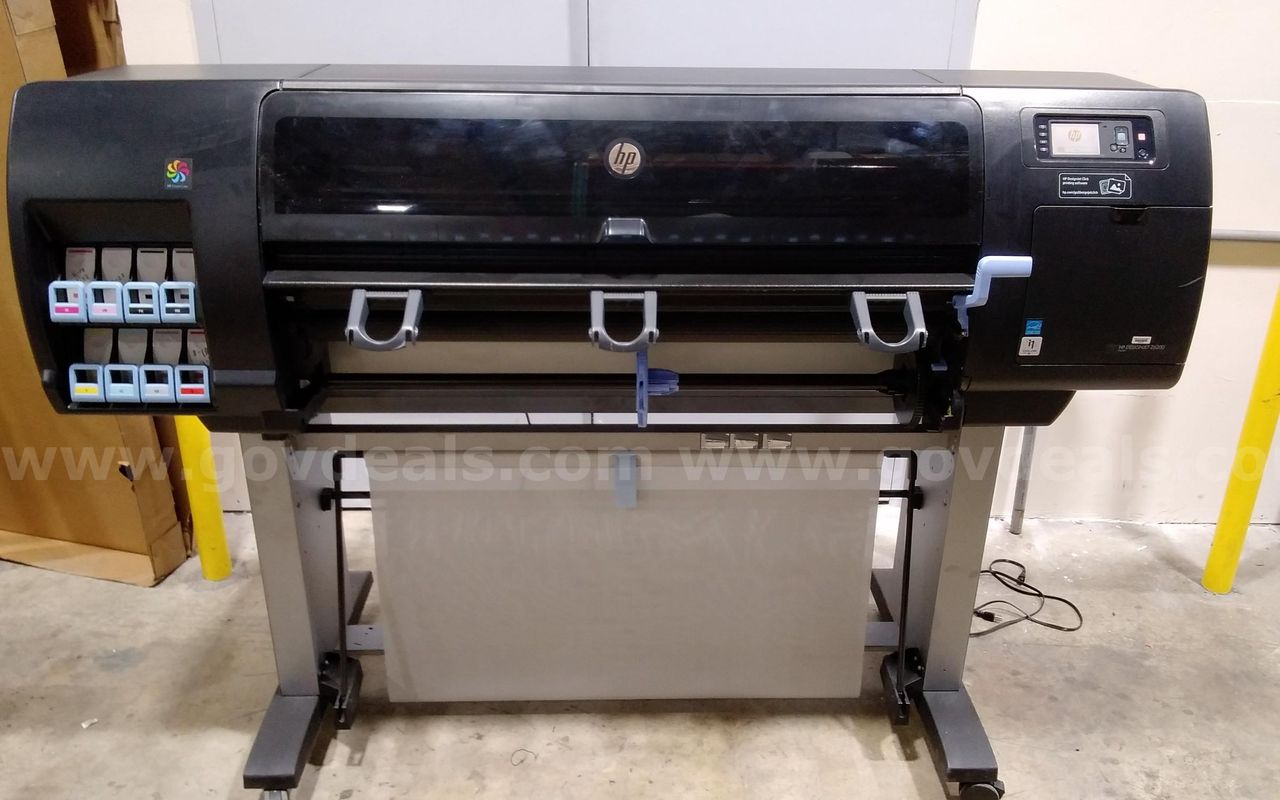 HP Designjet Z6200 photo plotter. For parts or repair.