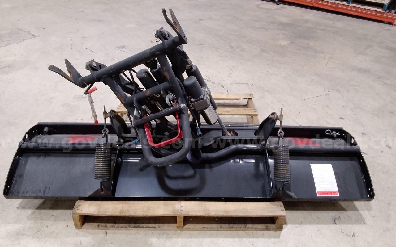 Polaris Pro series snowplow system with hydraulics.