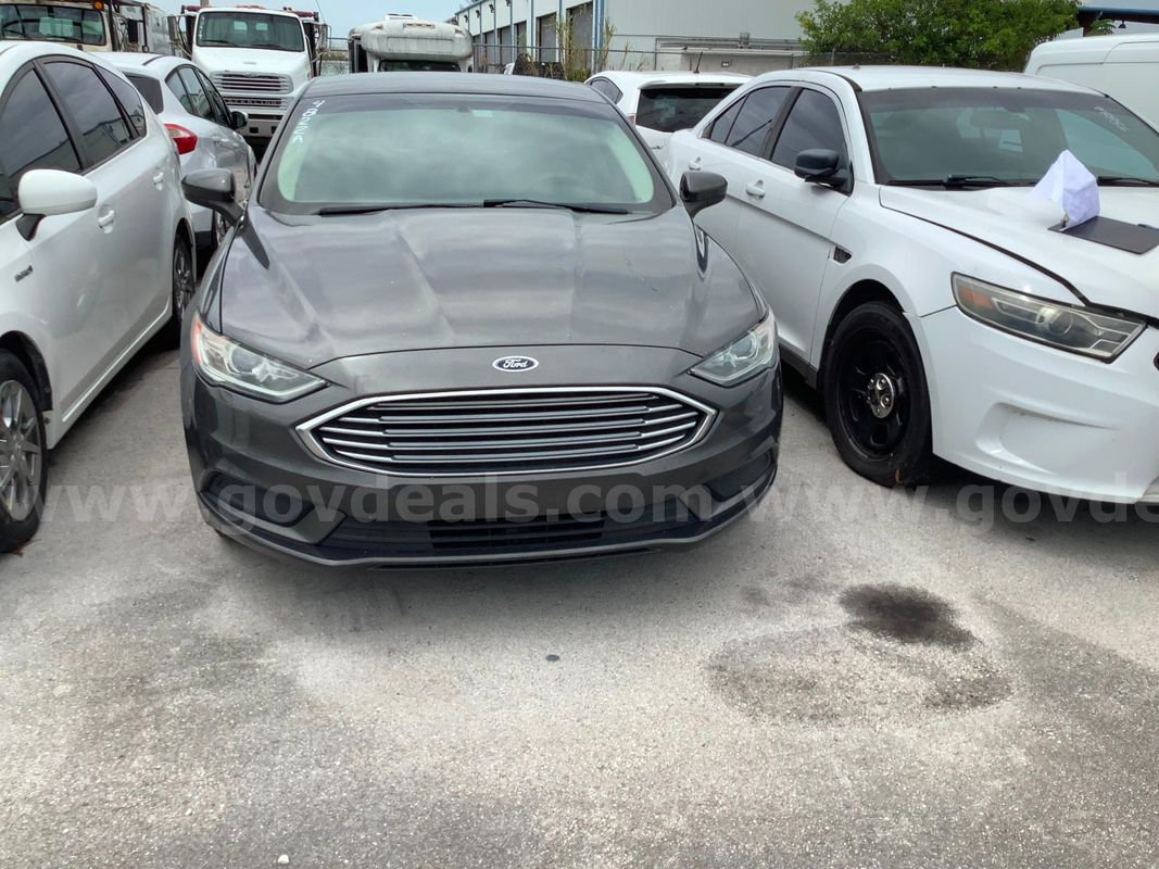 4822A/ 2017 Ford Fusion