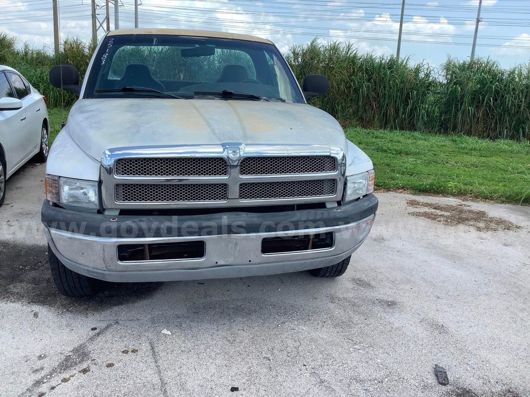 25183/ 2001 Dodge Ram 2500