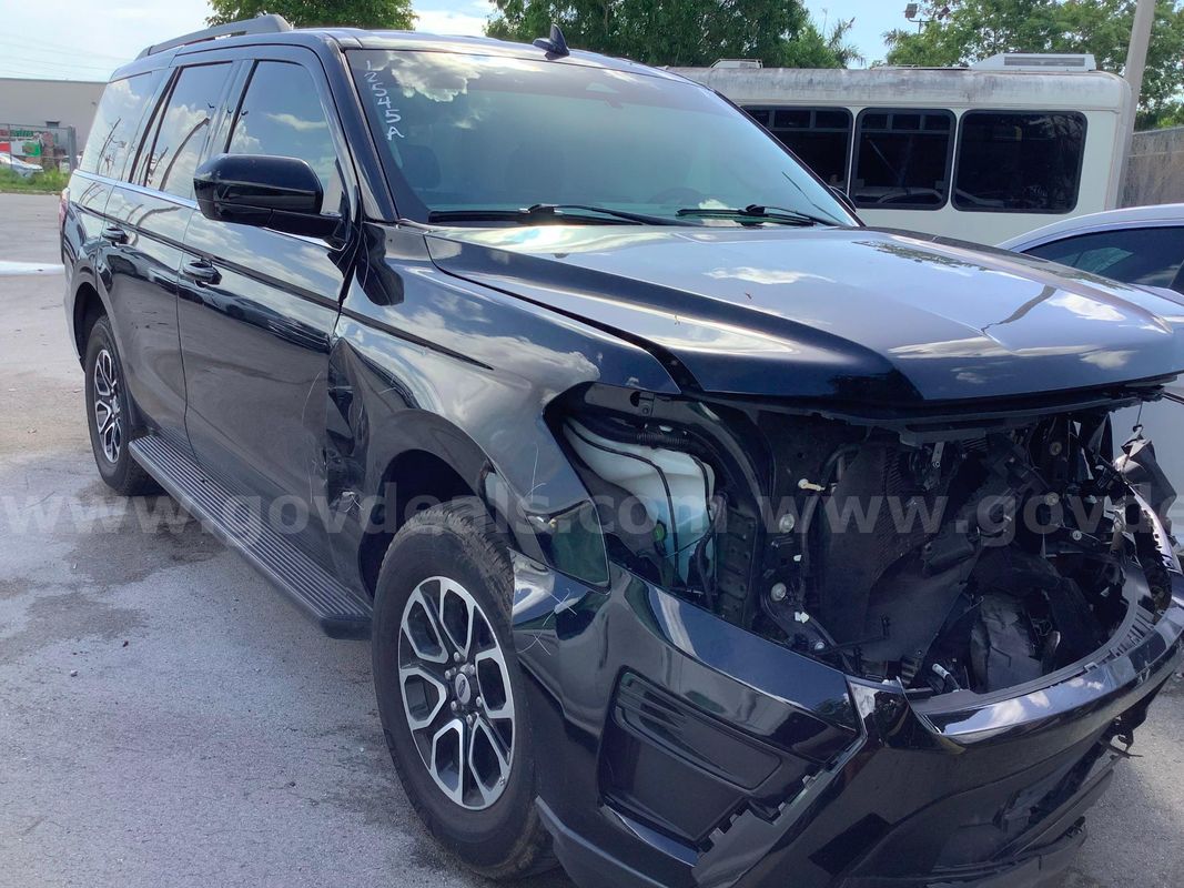 12545A/ 2024 Ford Expedition