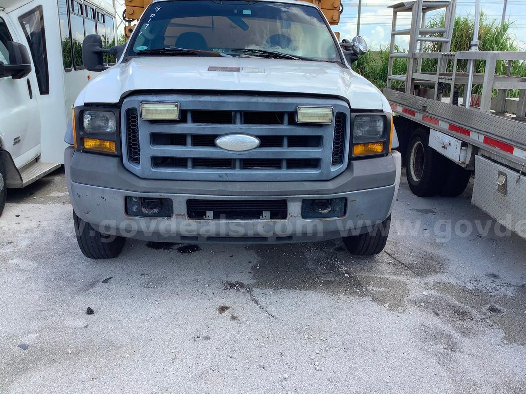 90171/ 2007 Ford F-550