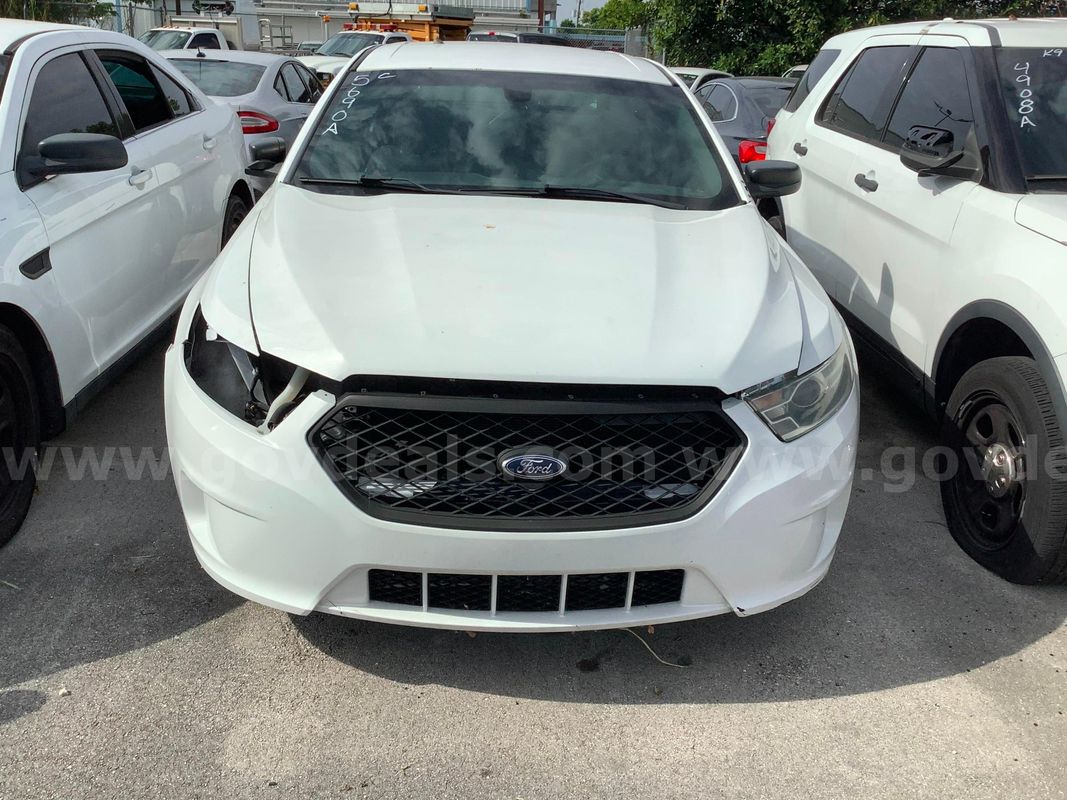 5690A/ 2018 Ford Taurus