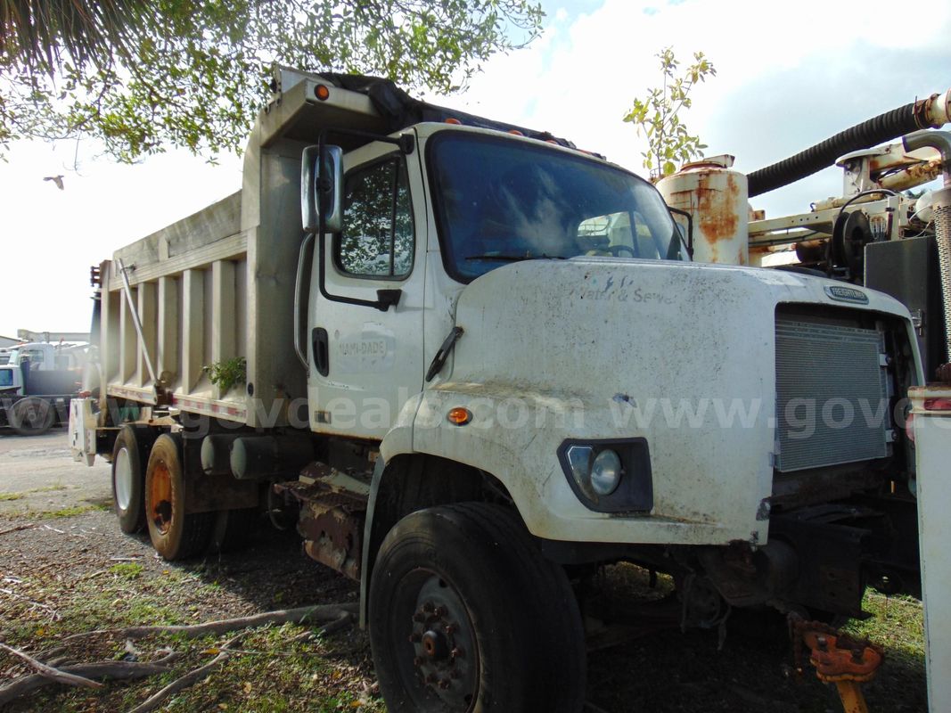 4-04782016 Freightliner 108SD, dump truck. WASD 26-08 #4