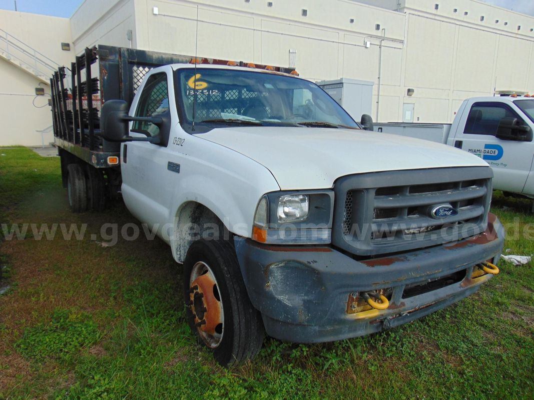 13-2312/ 2003 Ford F-450 SD, flatbed truck. WASD 26-08 #6