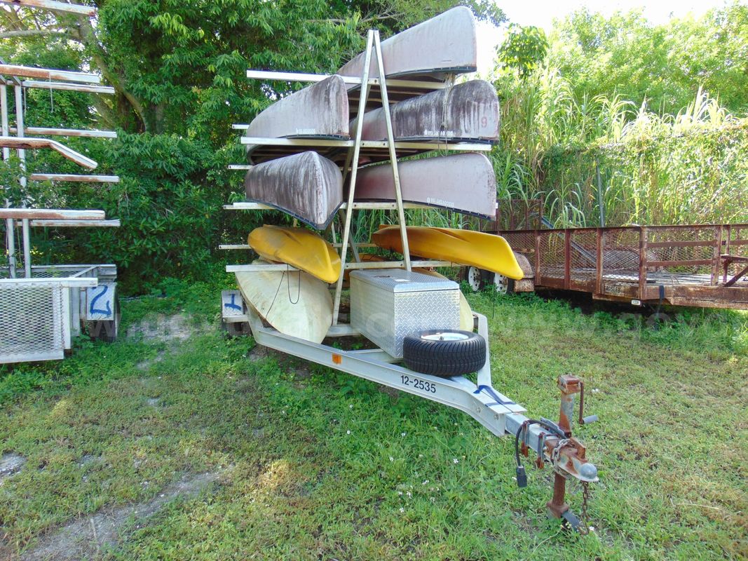 122535/ 2005 Torino canoe trailer. Only selling the trailer. Pros 26-19 #1