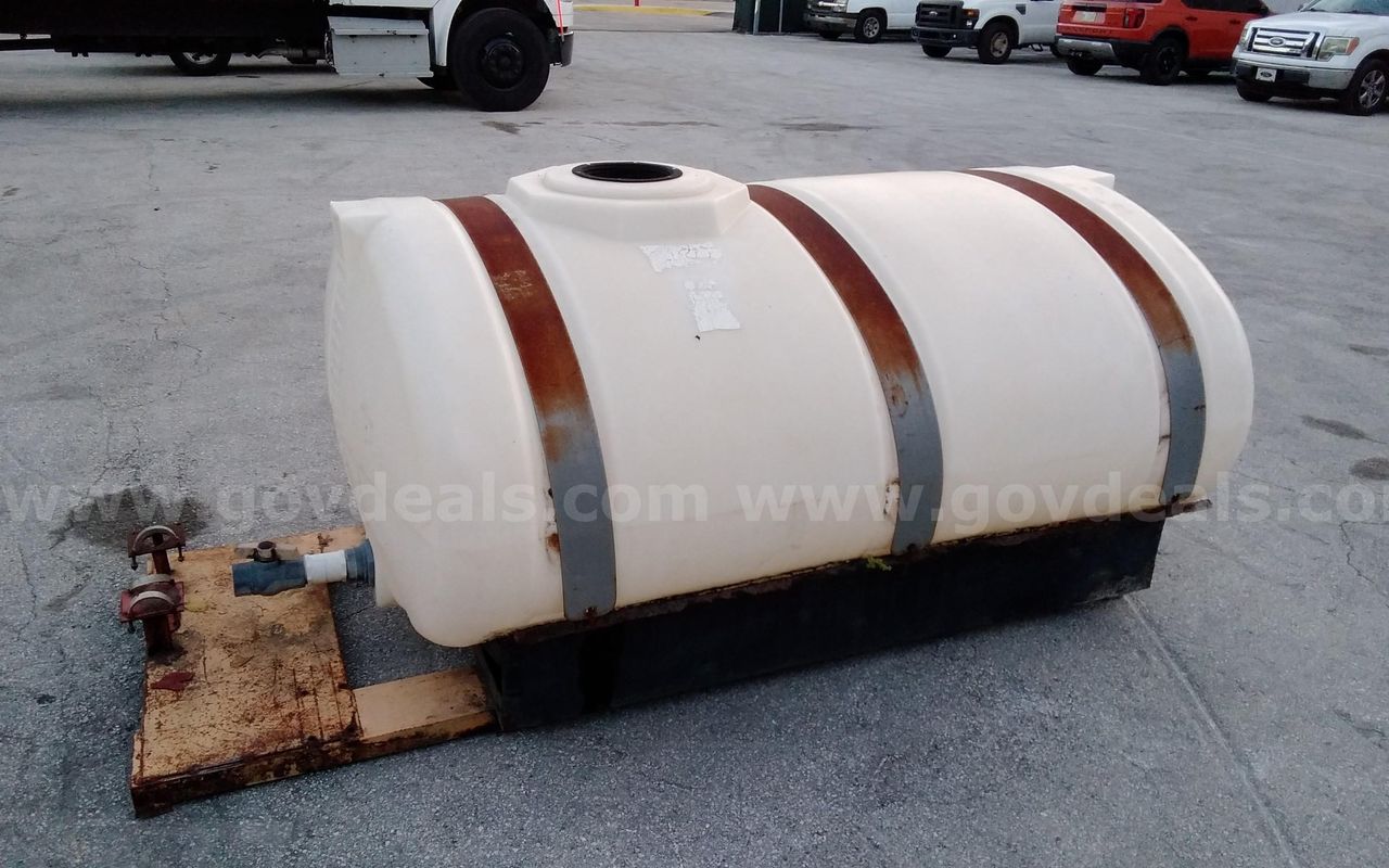 500 gallon plastic water tank.