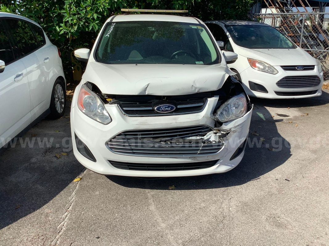 4232A/ 2015 Ford C-Max Hybrid