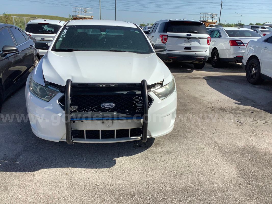 4600A/ 2016 Ford Taurus