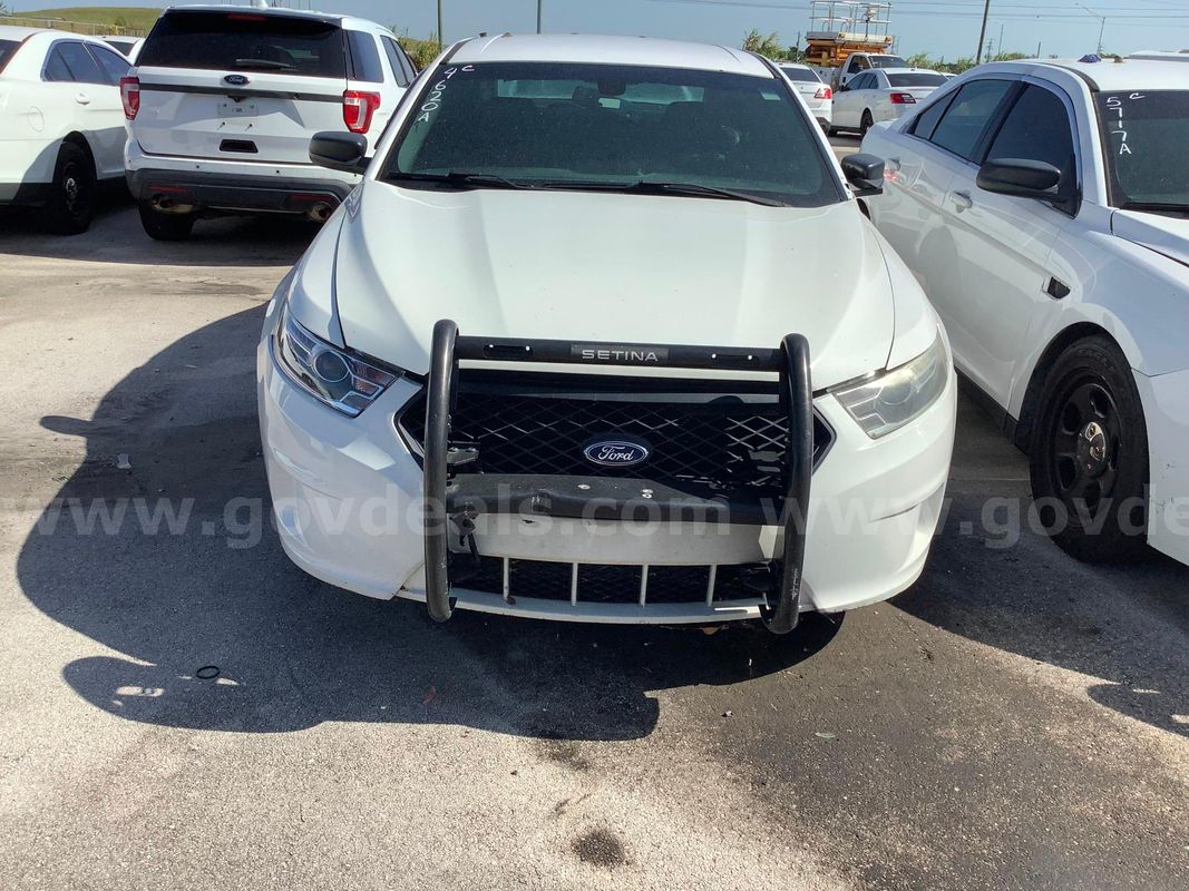 4620A/ 2016 Ford Taurus