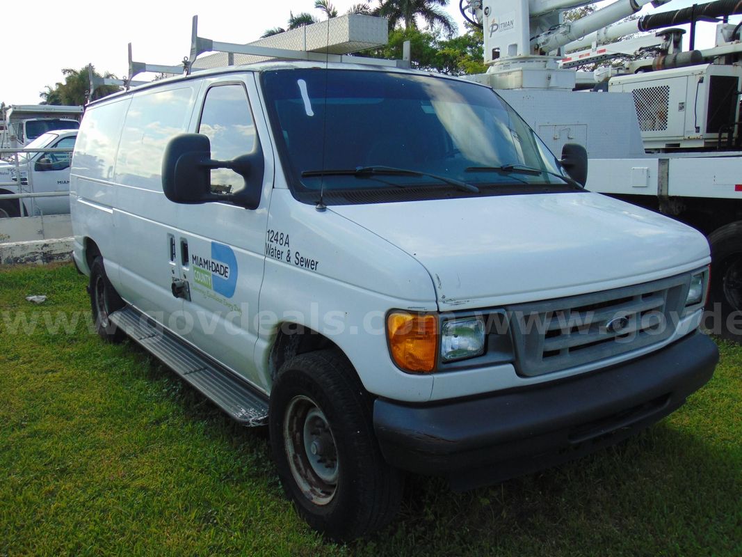 1248A/ 2007 Ford Econoline WASD 26-12 #1