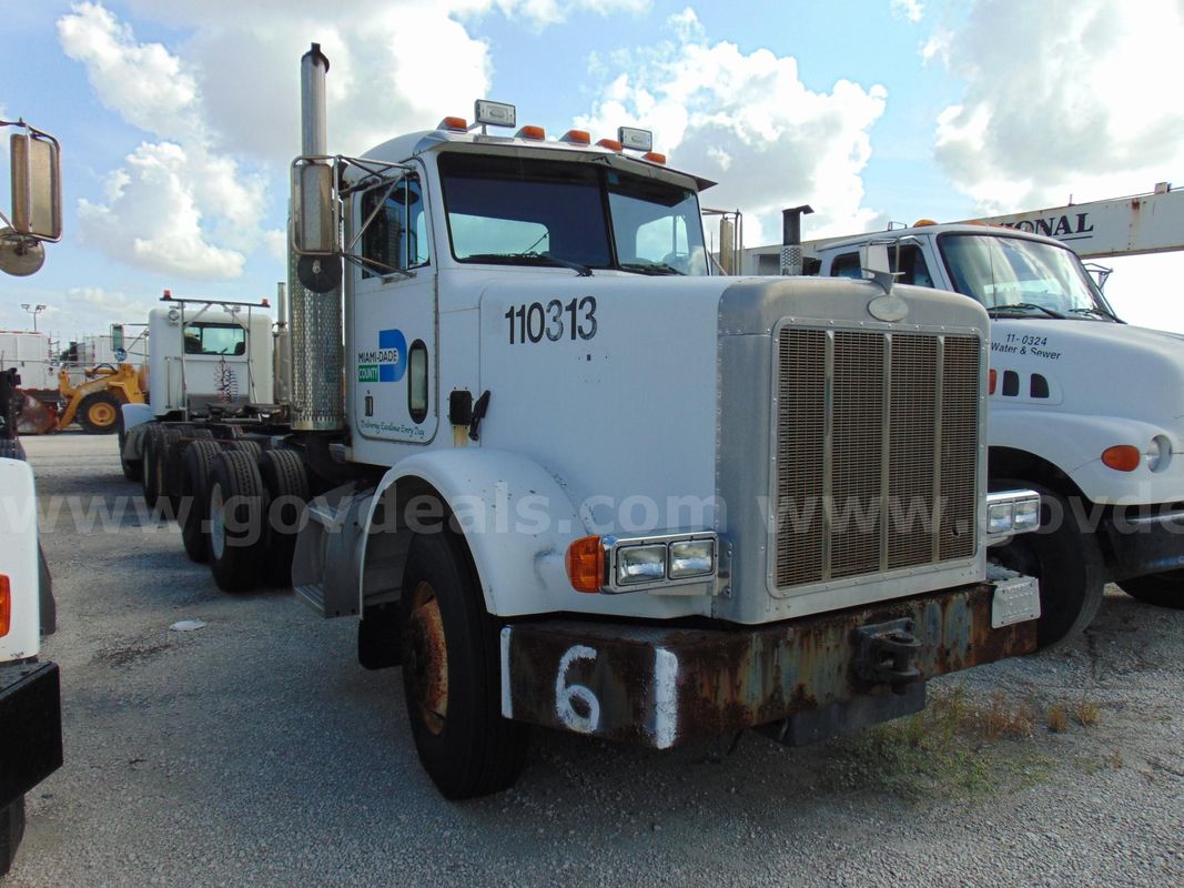 11-0313/ 1997 Peterbilt 378 tractor. WASD 26-12 #6