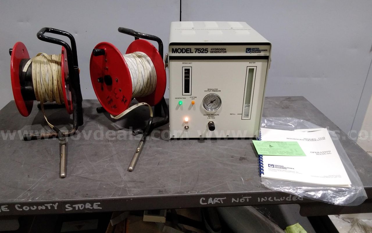 Lot of Laboratory equipment