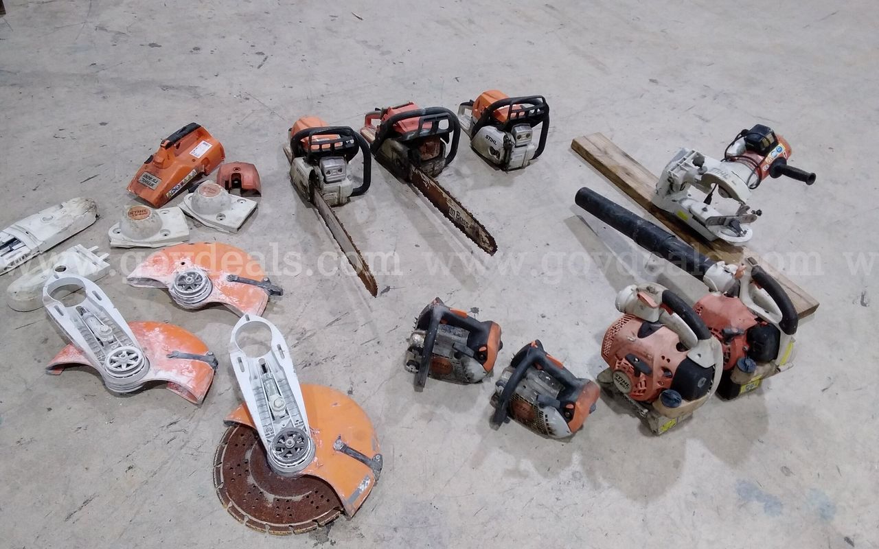 Lot of miscellaneous parts and units forparts or repair