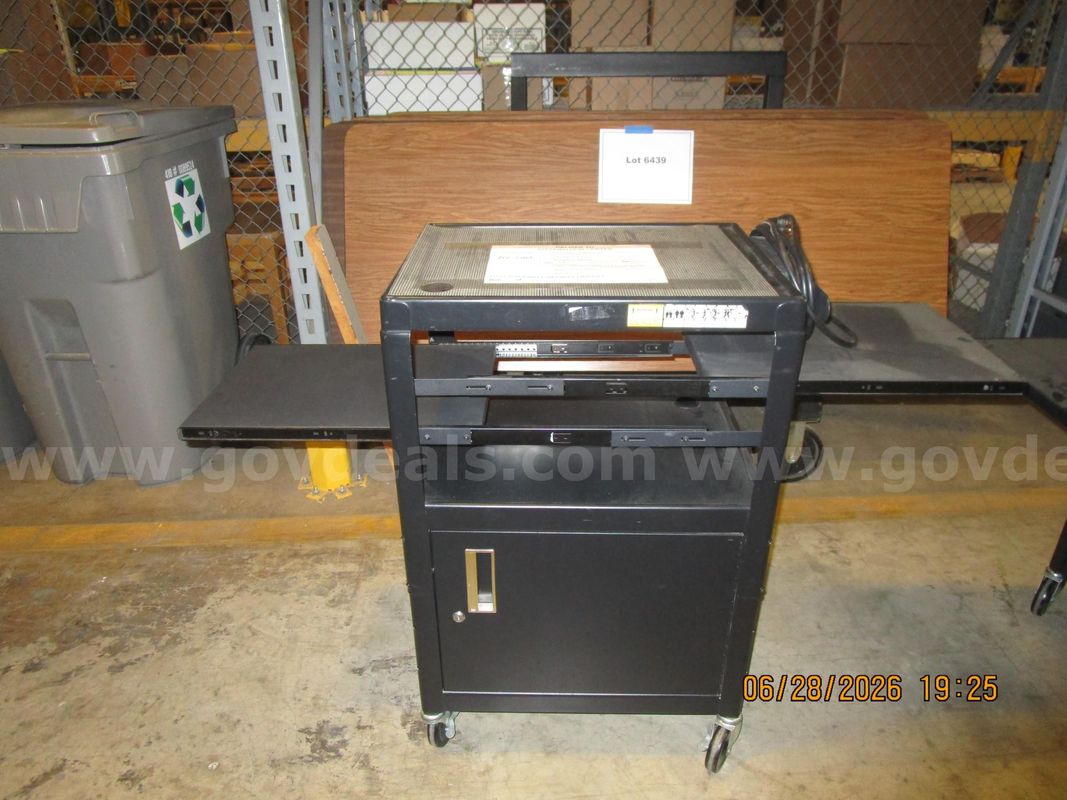 Used A/V Cart Qty 2