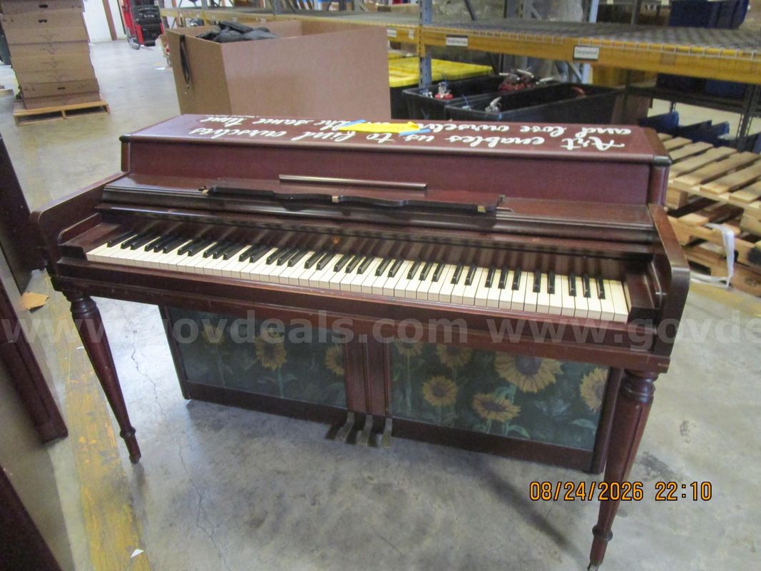 Wurlitzer Piano (Used)