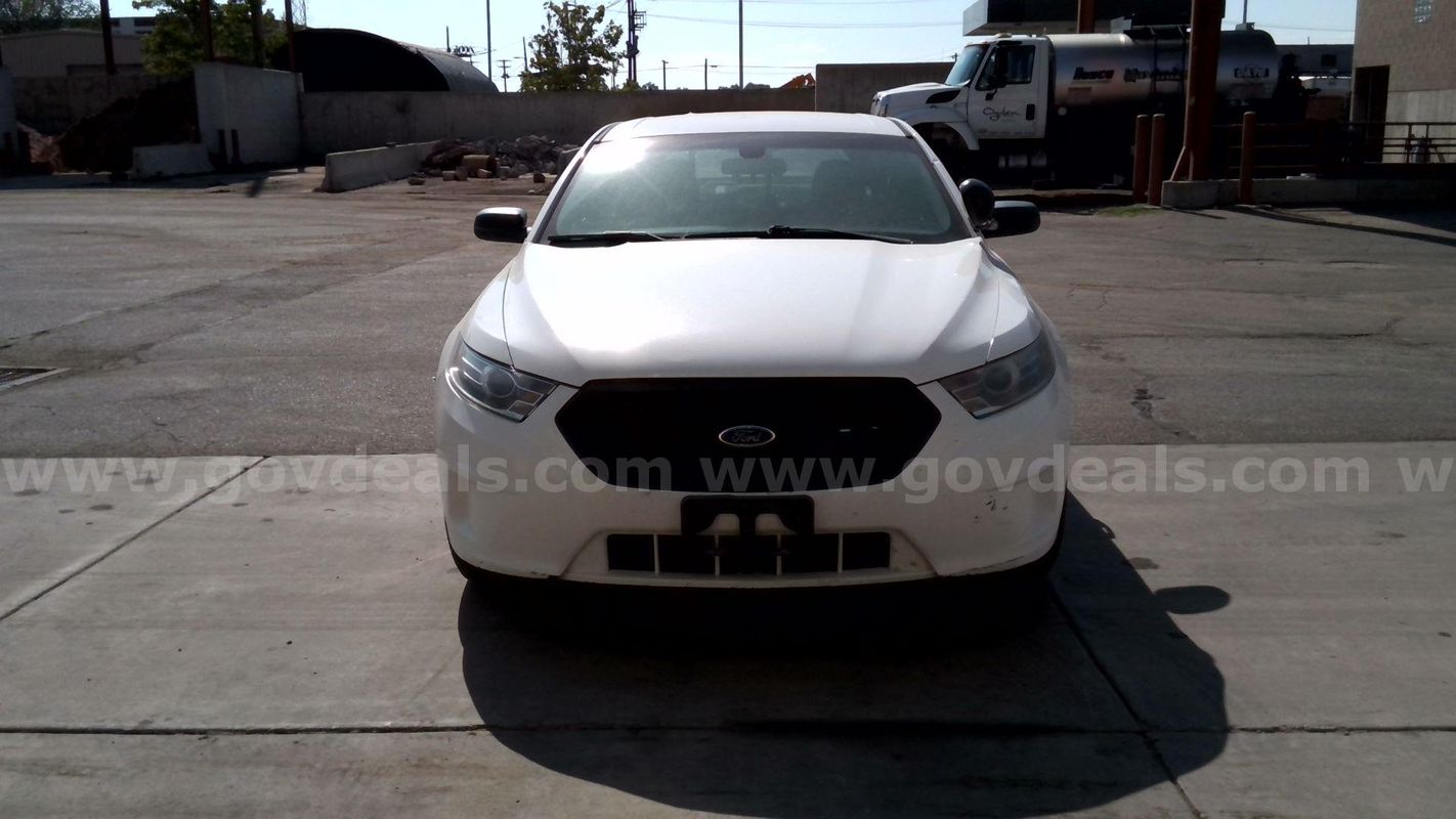 2014 Ford Taurus Interceptor
