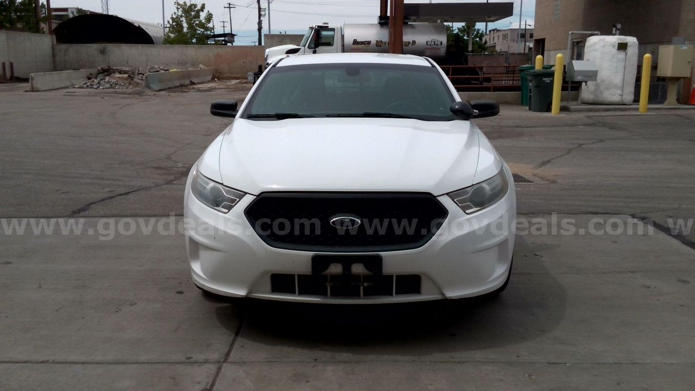 2014 Ford Taurus Interceptor