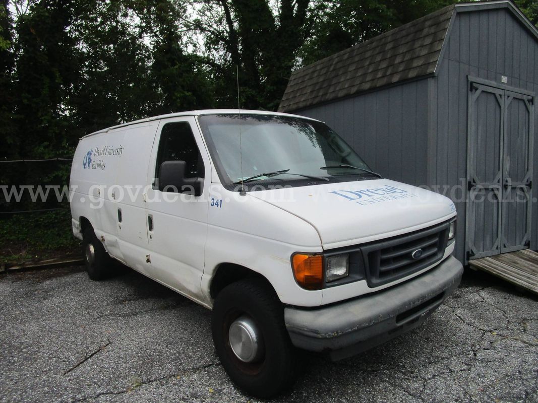 2004 Ford Econoline