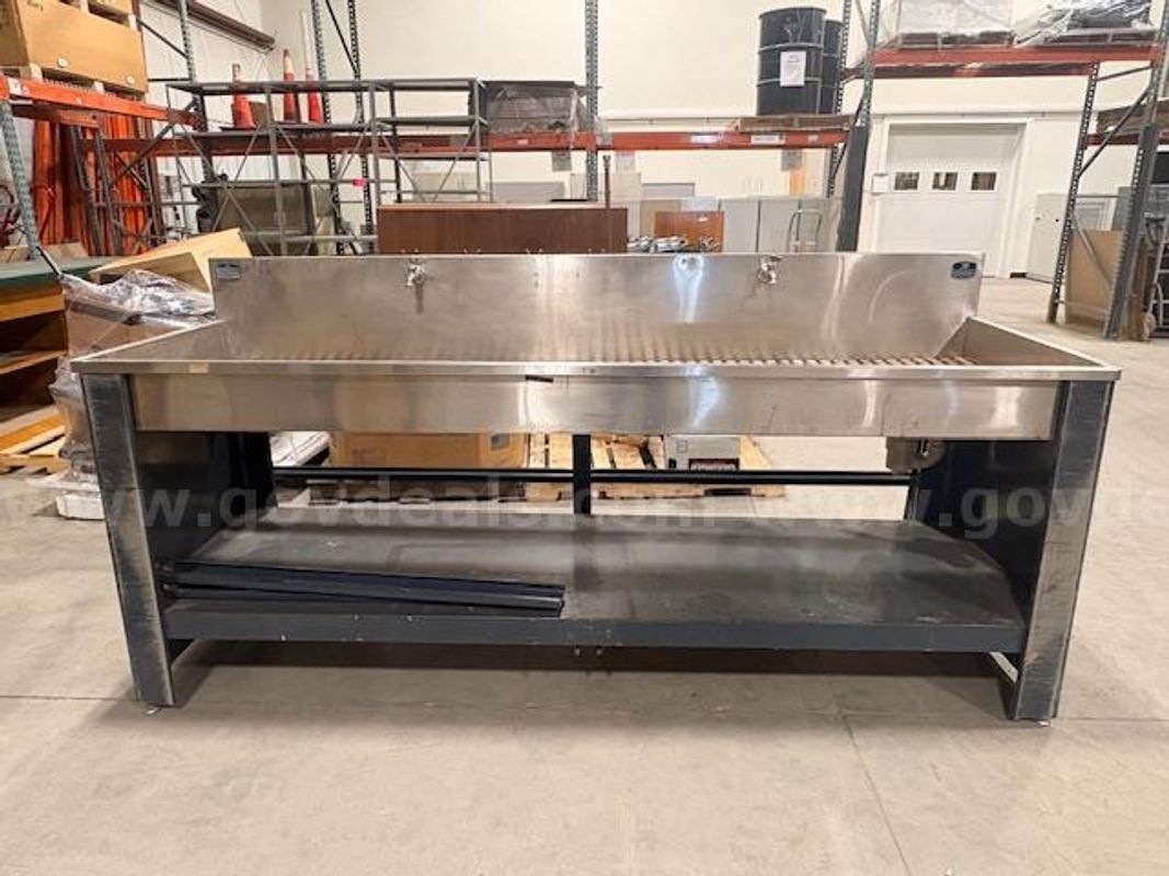 large 8ft sink **local pickup only**