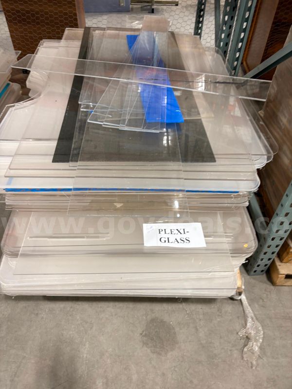Plexiglas Dividers