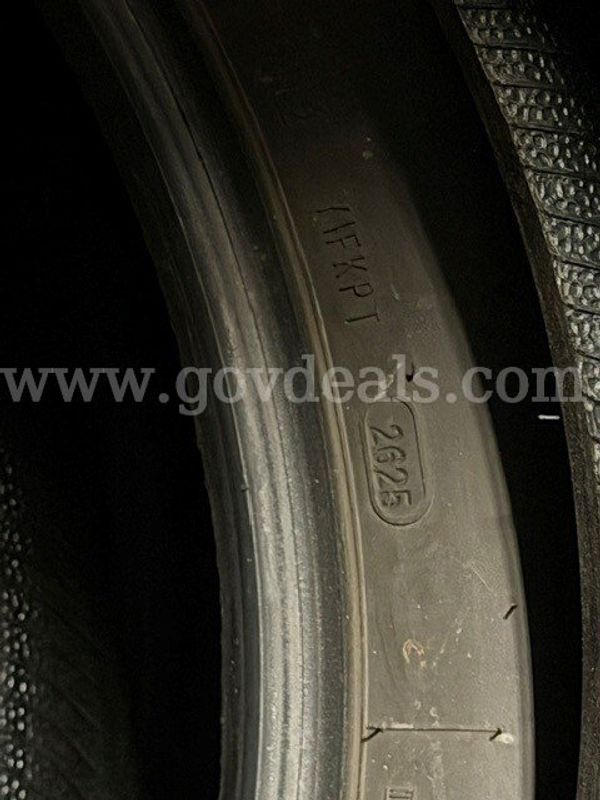 Firestone fire hawk pursuit tires 275/55 R20
