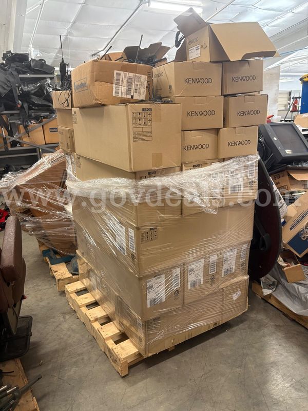 Pallet lot of used two-way mobile and handheld radios (Working)