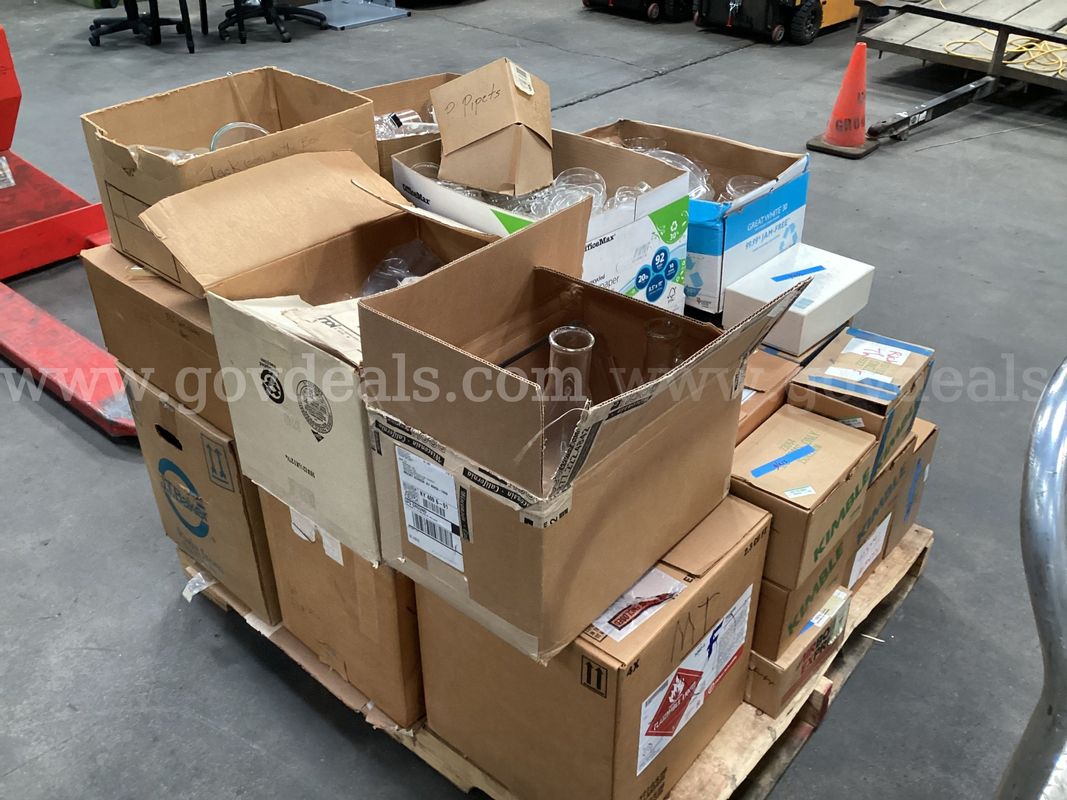 Pallet of Lab Use Glass Ware