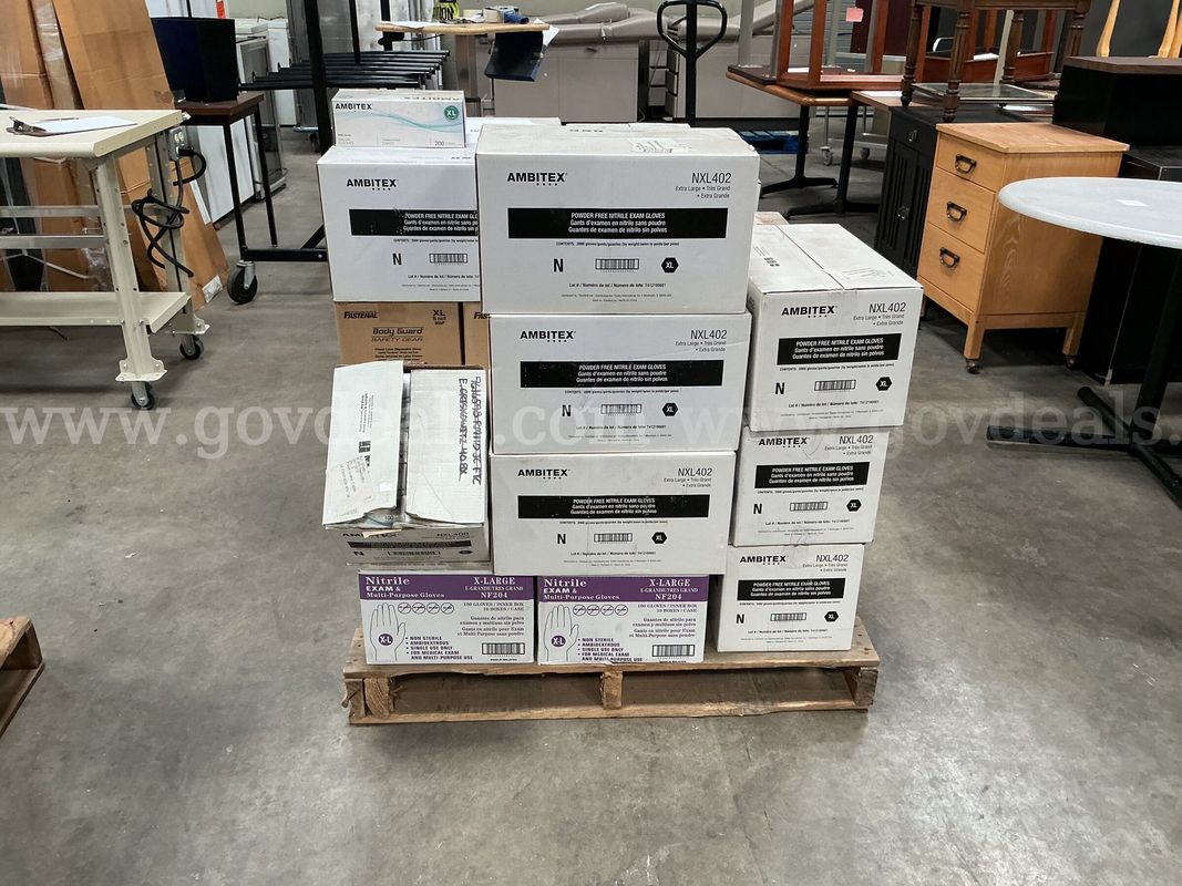 Pallet Containing Nitrile & Latex Gloves. (Assorted Sizes and Makes)