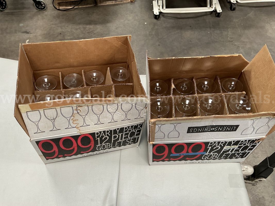 18 - Wine Glasses