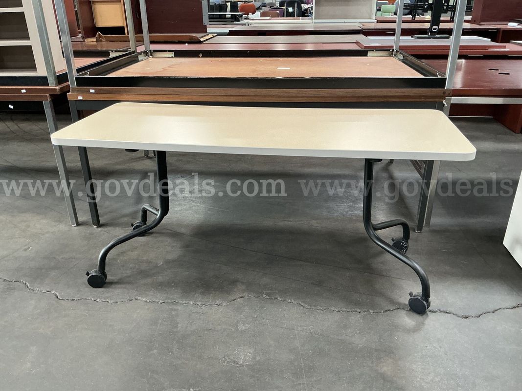 Rolling Table.