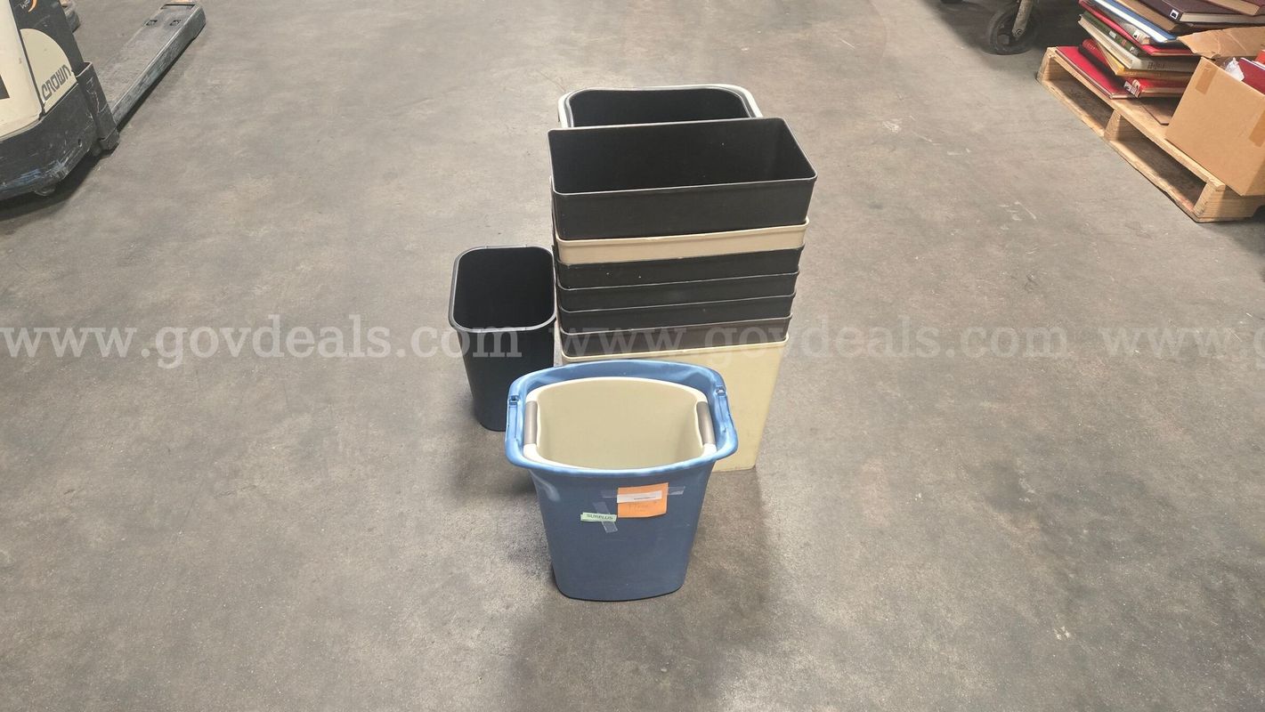 11 - Trashcans