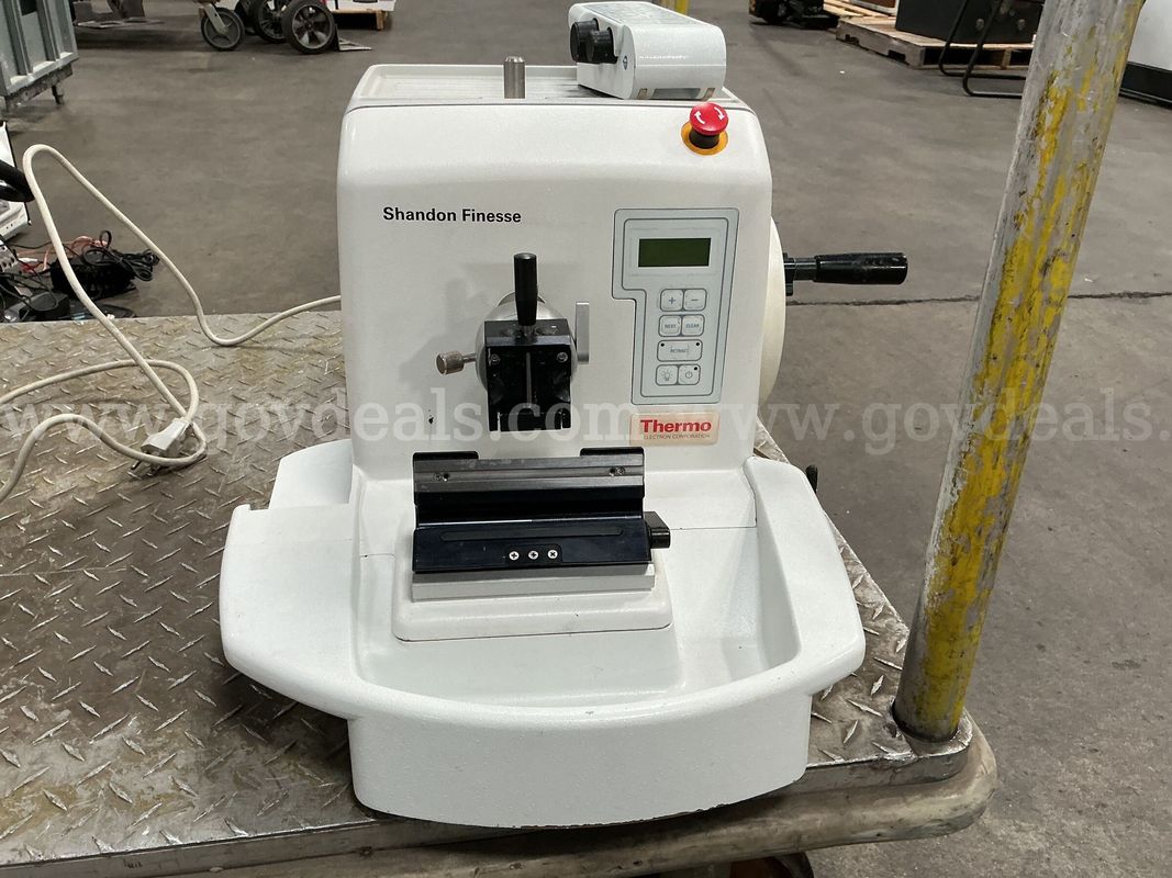 Thermo Scientific Microtome