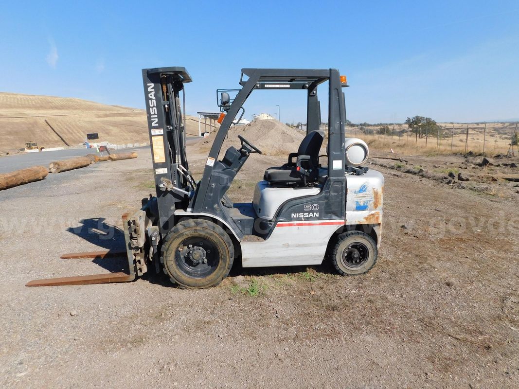 2011 Nissan Forklift