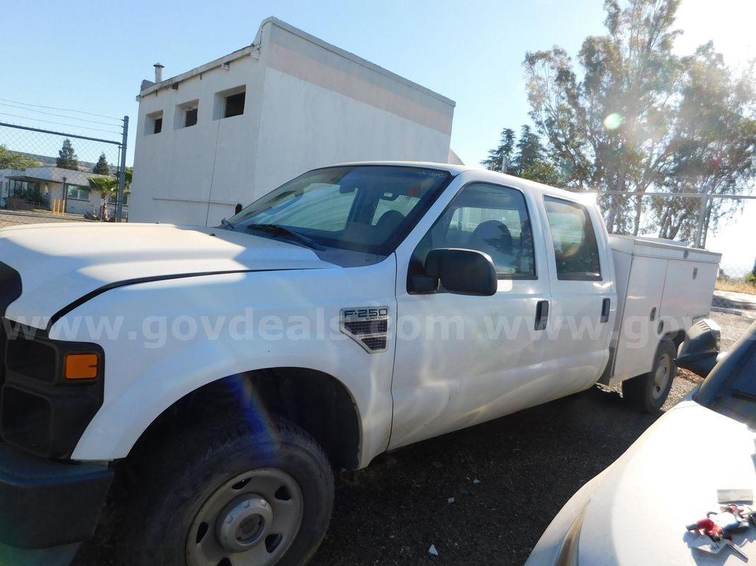 2008 Ford F-250 (California Residents only) (Vehicle Pickup Date 9/2/2026)