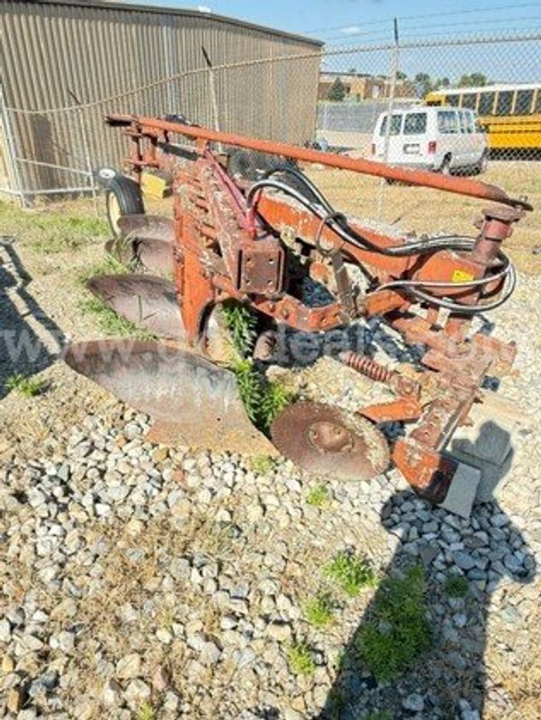 WHITE Model 508 Moldboard Plow