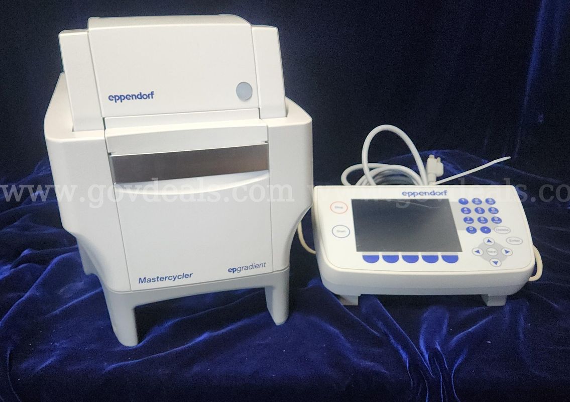 EPPENDORF 5341 MASTERCYCLER epGRADIENT THERMAL CYCLER W/ 5340 CONTROLLER