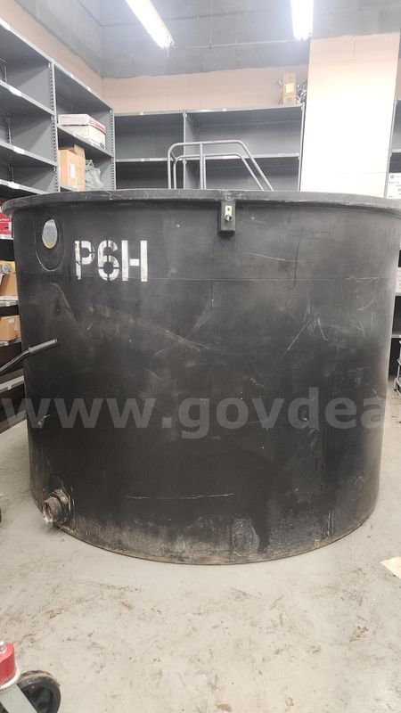 LARGE Water Containment Tank