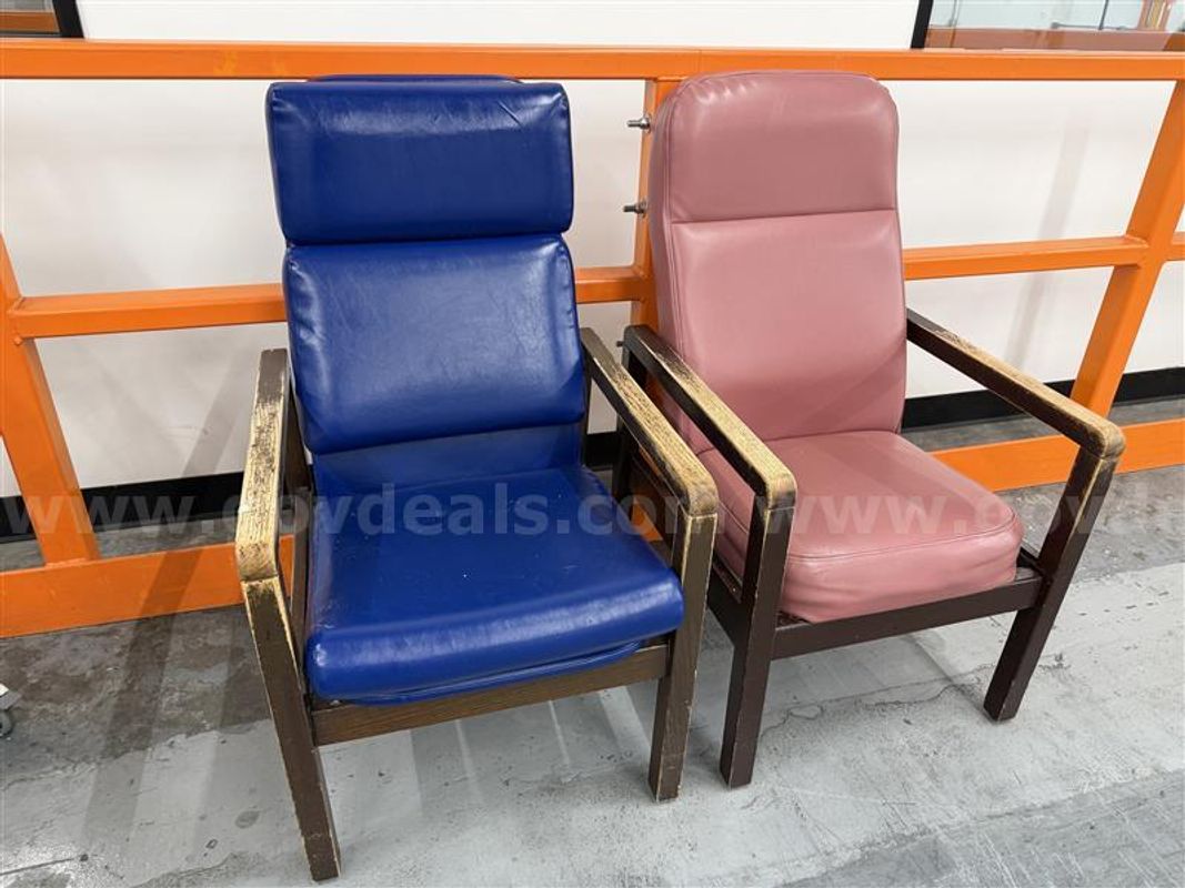 HILL-ROM PROFILE GROUP LOUNGE CHAIR X 2