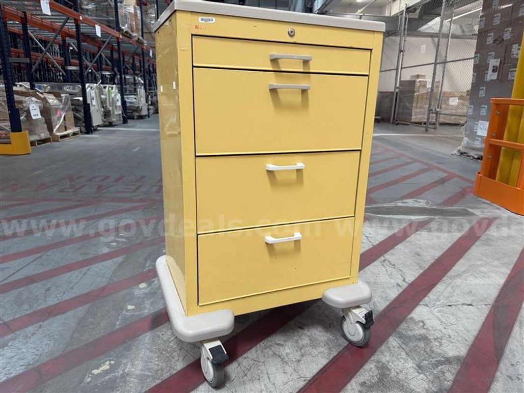 METRO MEDICAL SUPPLY CART, SN#15783