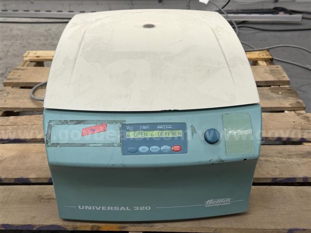 Hettich 1401-01 Universal 320 Centrifuge, Sn#0000476-01-00