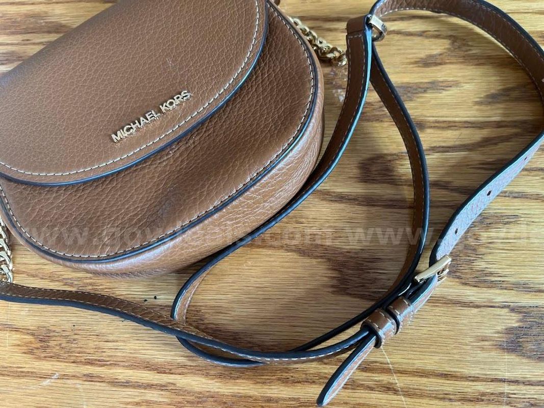 Michael Kors Cross-body purse