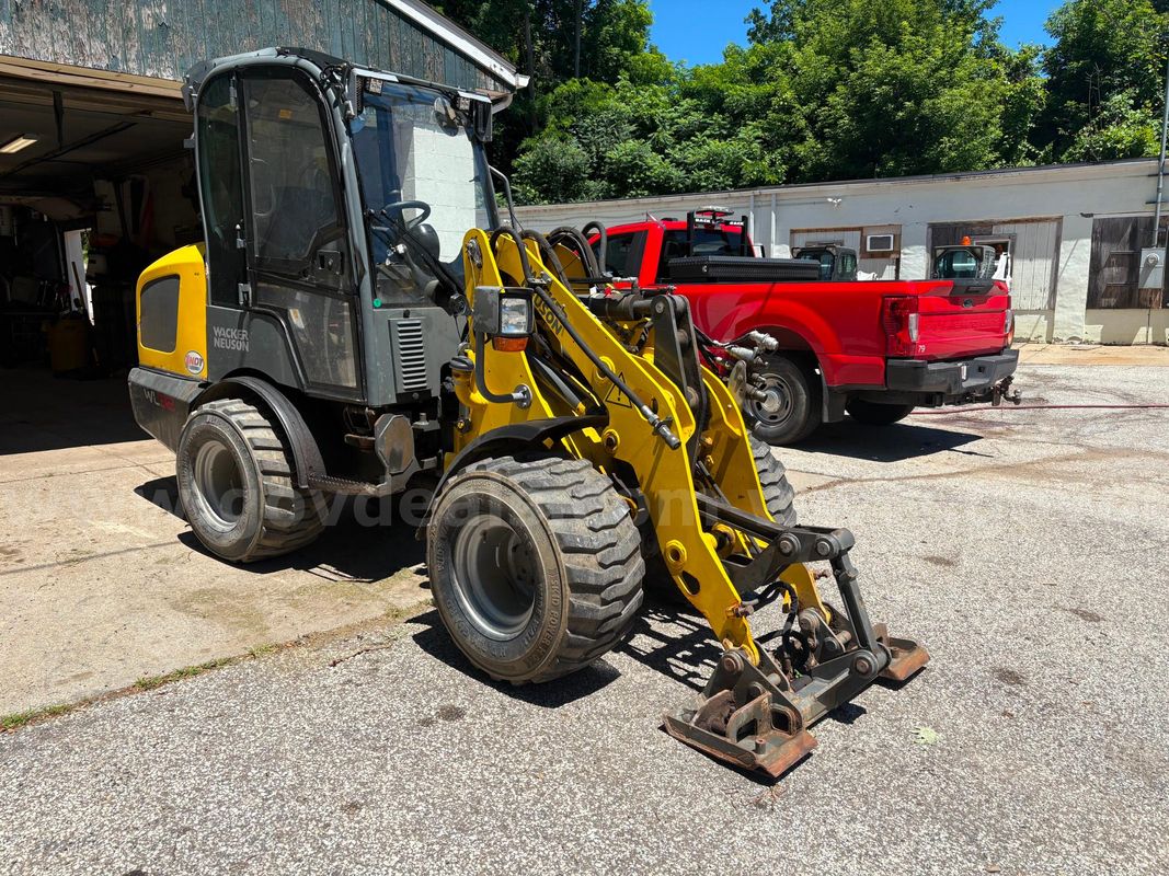 2015 Wacker Neuson WL32 Front Loader