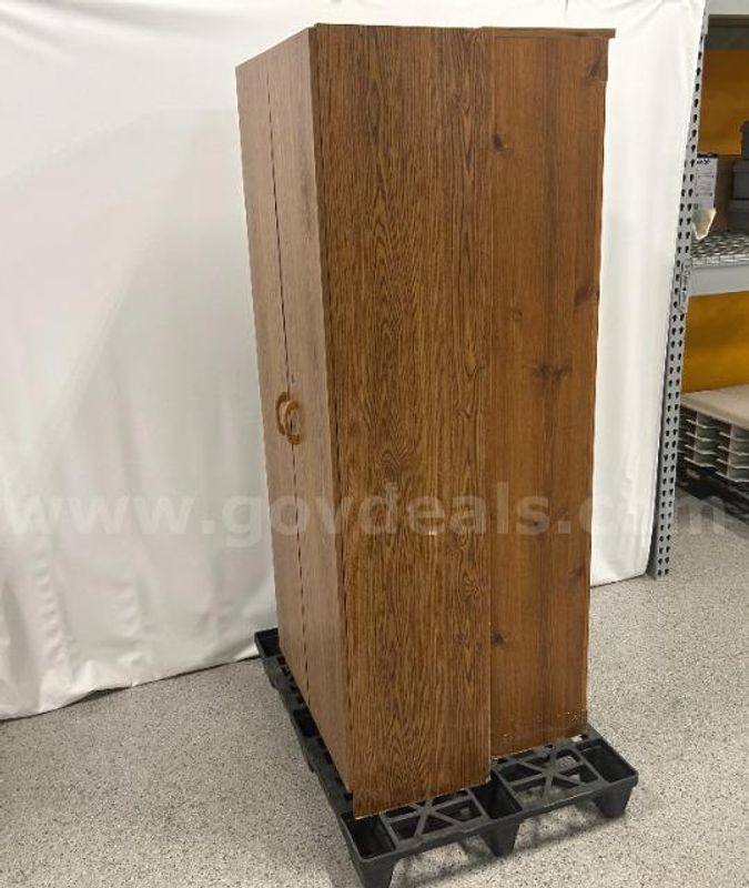 Shelving Unit & Cabinet
