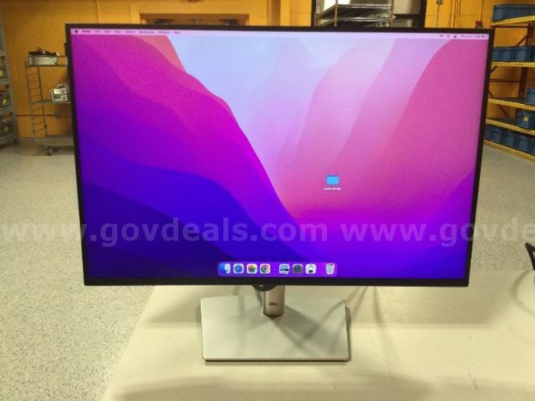Dell P2425E 24" USC-C Hub Monitor