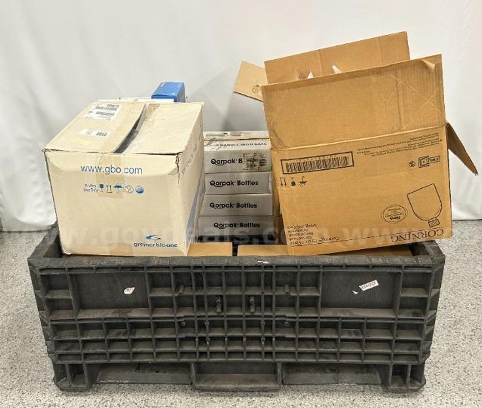 Lot of Miscellaneous Labware