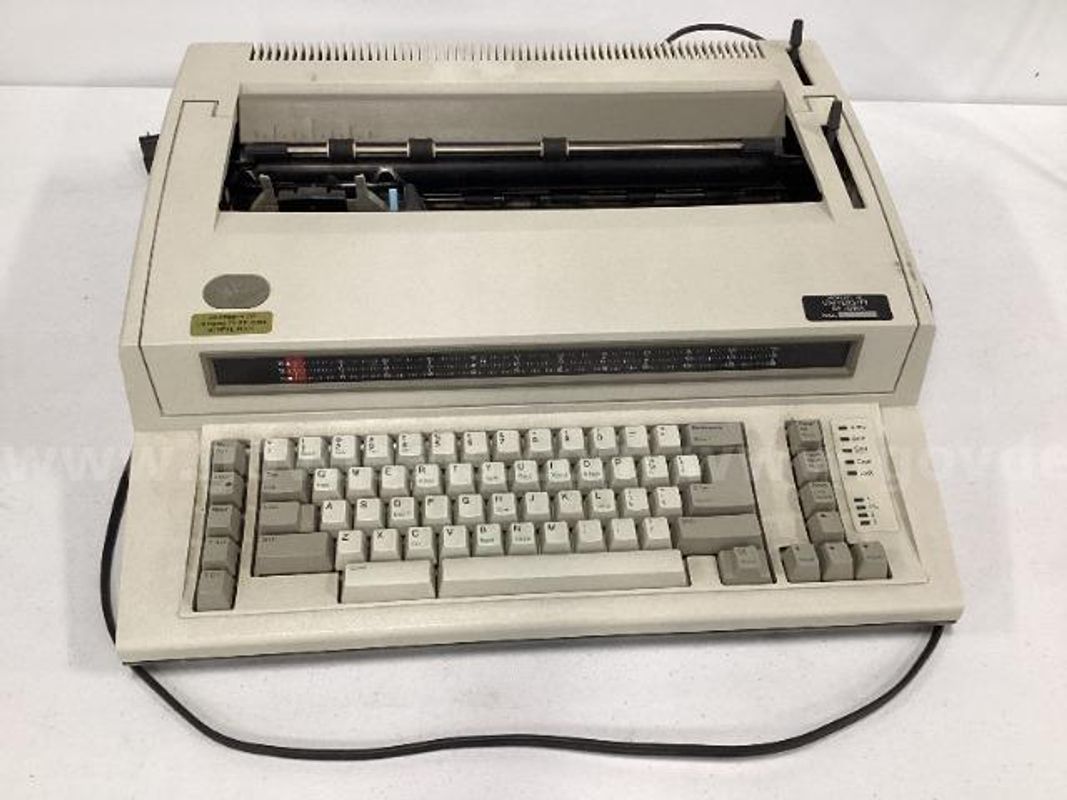 IBM Personal Wheelwriter 2