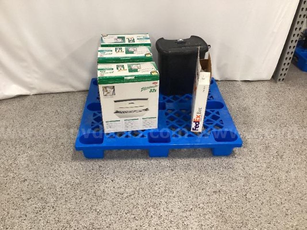 Lot of 4 Paper Shredders
