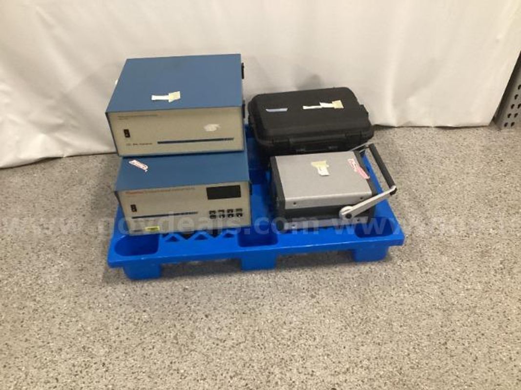 Lot of Laboratory Instruments